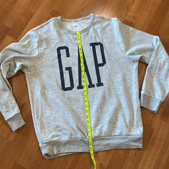 GAP Crewneck Sweatshirt - Picture 4 of 6